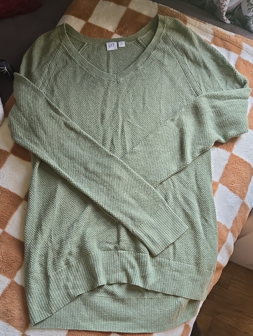 GAP Sage Green V-Neck Knit Sweater